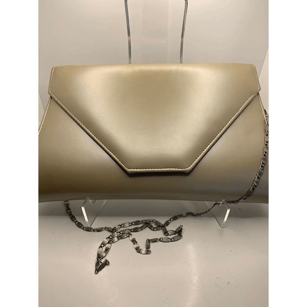 Chic Metallic Gold Envelope Crossbody Bag with Chain Strap